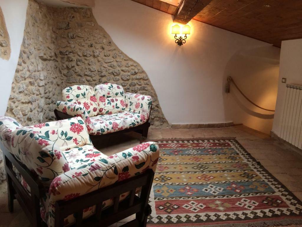 カステル・デル・モンテ Casa Lauraヴィラ エクステリア 写真