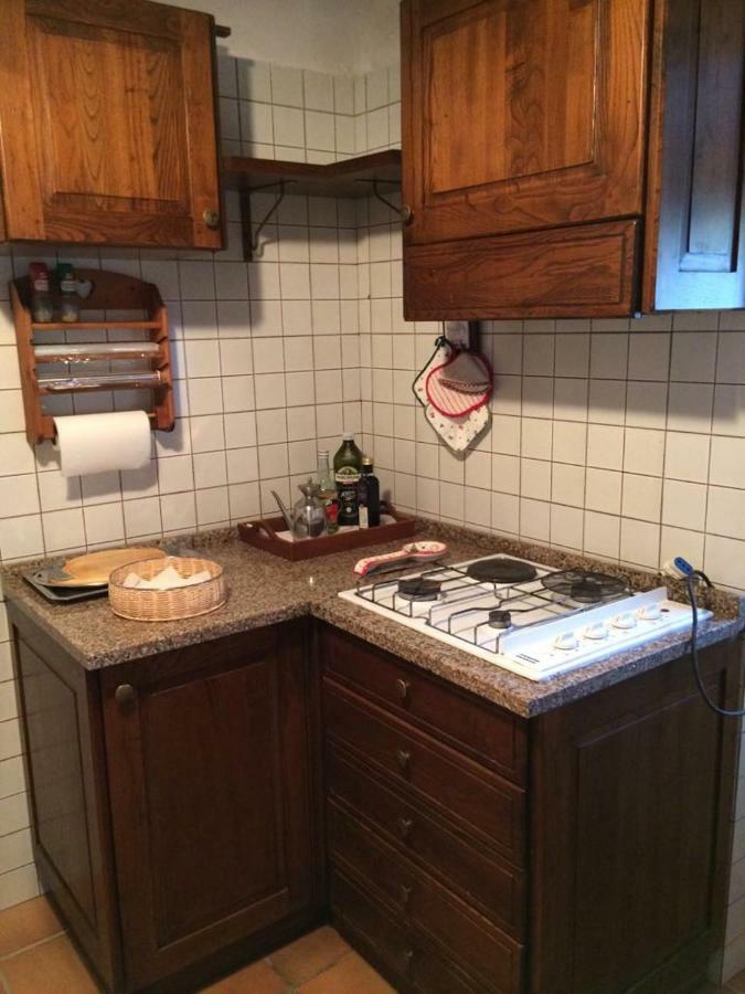 カステル・デル・モンテ Casa Lauraヴィラ エクステリア 写真