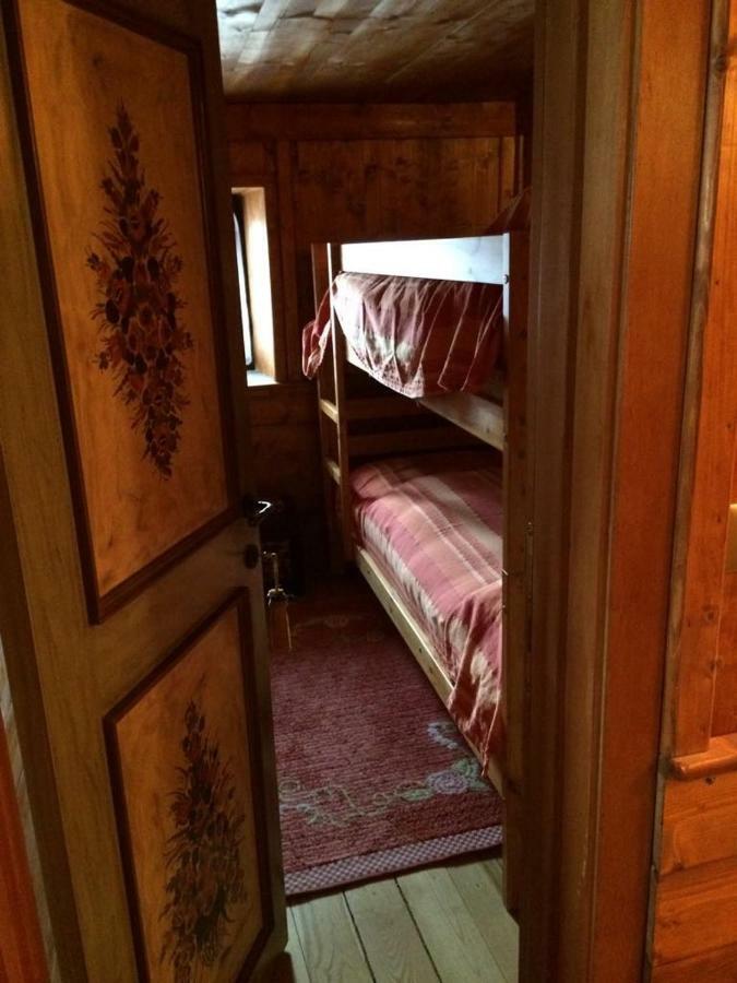 カステル・デル・モンテ Casa Lauraヴィラ エクステリア 写真