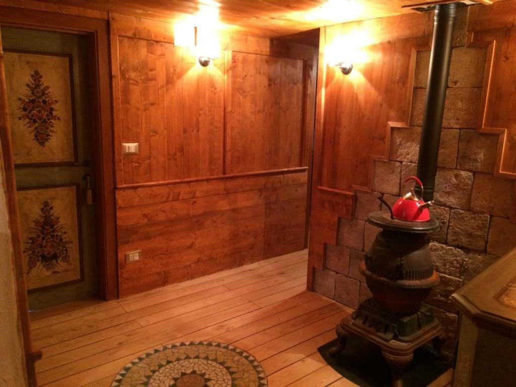 カステル・デル・モンテ Casa Lauraヴィラ エクステリア 写真