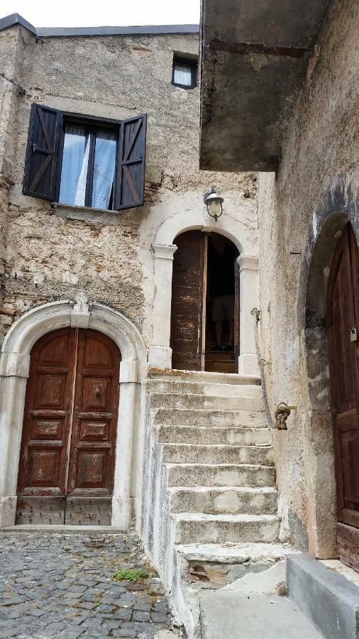 カステル・デル・モンテ Casa Lauraヴィラ エクステリア 写真